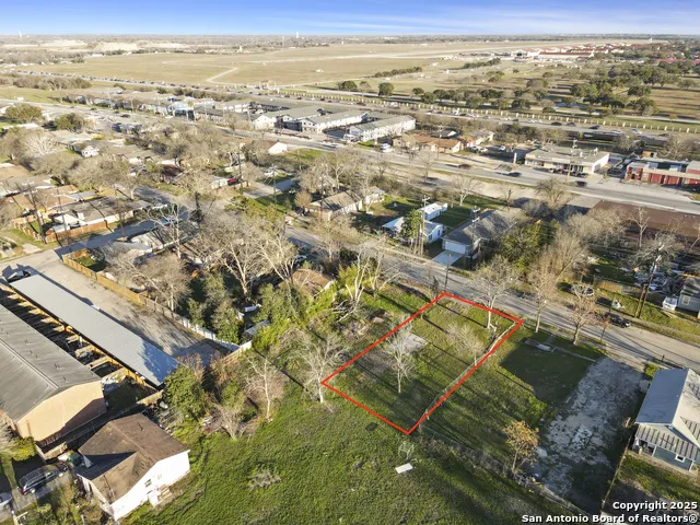 217 E LINDBERGH BLVD Universal City, TX 78148