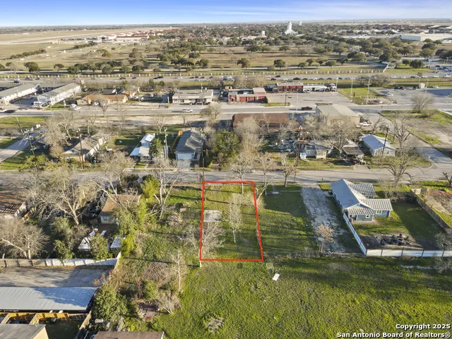 217 E LINDBERGH BLVD Universal City, TX 78148