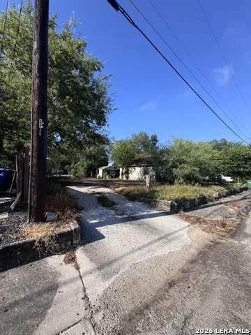 222 Corliss San Antonio, TX 78220