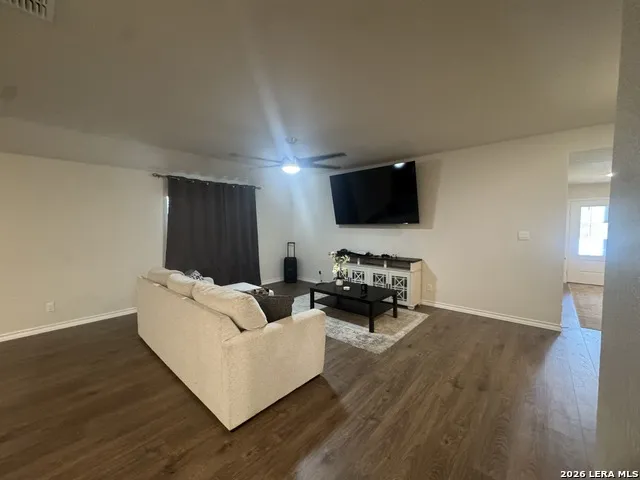 1739 Lavender Crk San Antonio, TX 78245