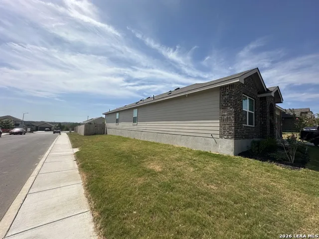 1739 Lavender Crk San Antonio, TX 78245
