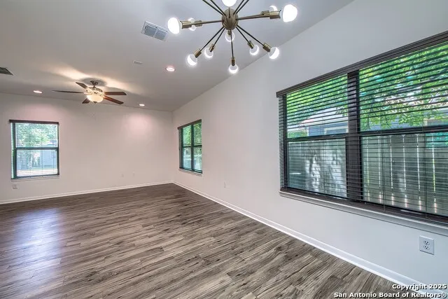 519 Arthur St Unit # 101 San Antonio, TX 78202