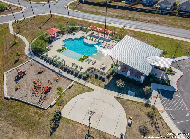 5639 PEARL MDW Converse, TX 78109