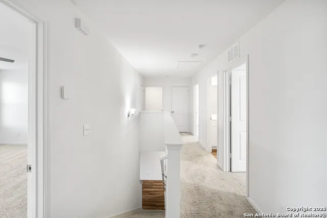 5639 PEARL MDW Converse, TX 78109