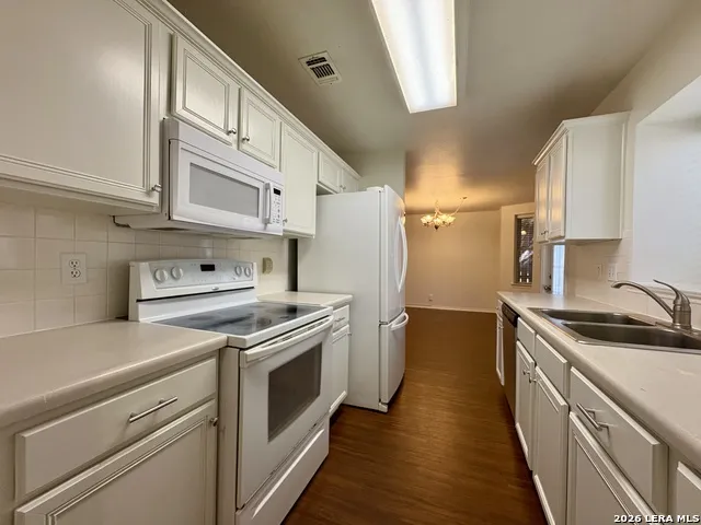 6106 VANCE JACKSON RD Unit 58 San Antonio, TX 78230