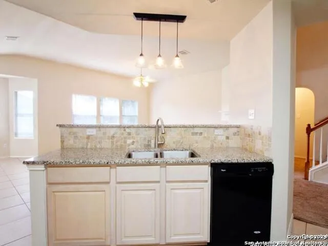 7326 Tamburo San Antonio, TX 78266