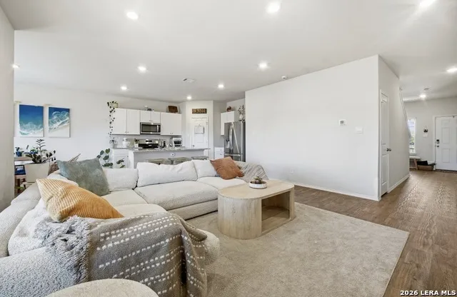 4819 Vogesite Path San Antonio, TX 78253