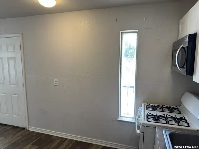 3614 Neer Unit 3 San Antonio, TX 78201
