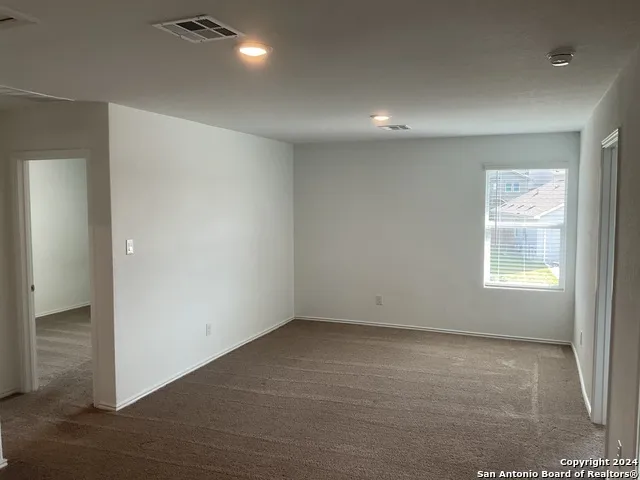 5813 COMPANION LOOP Bulverde, TX 78163