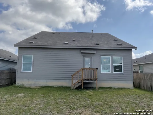 5813 COMPANION LOOP Bulverde, TX 78163