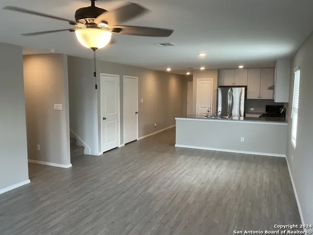 5813 COMPANION LOOP Bulverde, TX 78163