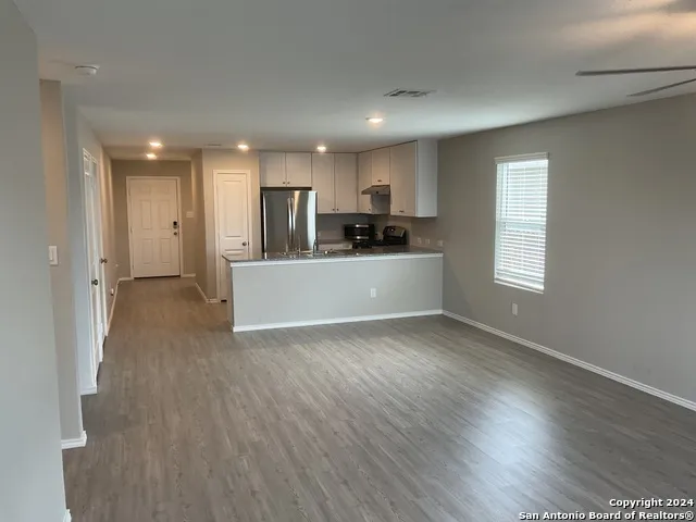 5813 COMPANION LOOP Bulverde, TX 78163