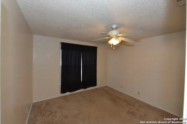 4914 Port Kenton San Antonio, TX 78240