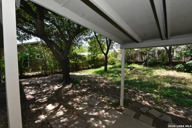 7217 Leading Oaks Live Oak, TX 78233