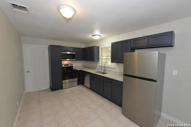 7217 Leading Oaks Live Oak, TX 78233