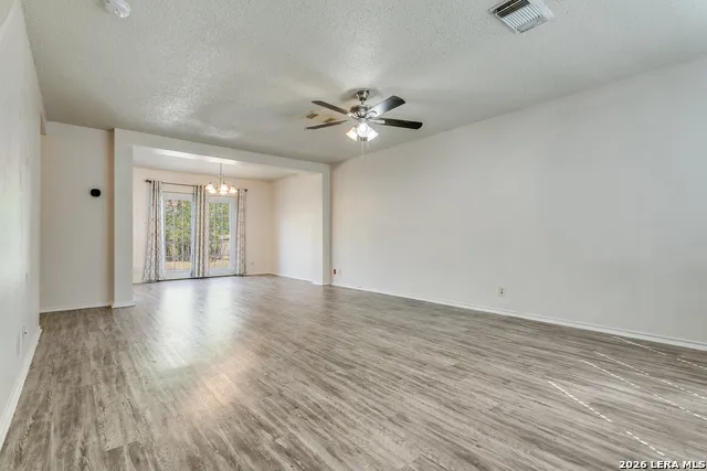 6019 LYNDELL SPGS San Antonio, TX 78244