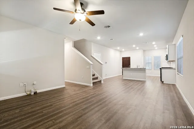 11958 Warbler San Antonio, TX 78221