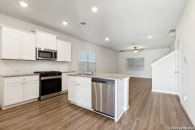 11958 Warbler San Antonio, TX 78221
