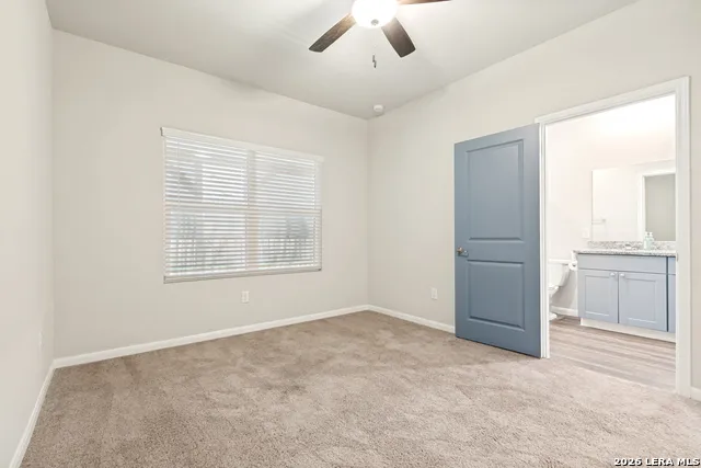 11958 Warbler San Antonio, TX 78221