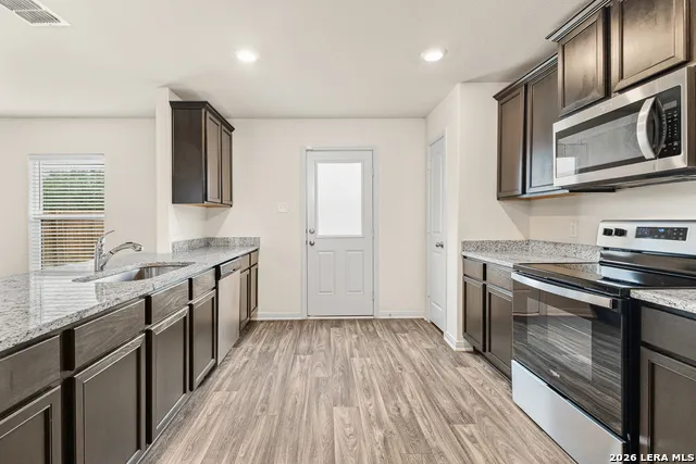 7231 Lazy Canyon San Antonio, TX 78252