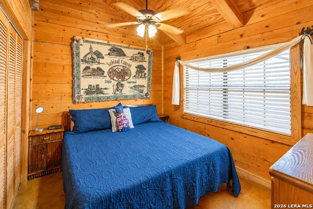 28 Pvt Road 3855 Utopia, TX 78884