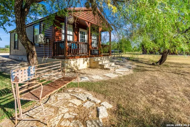 28 Pvt Road 3855 Utopia, TX 78884