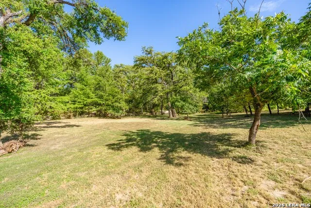 28 Pvt Road 3855 Utopia, TX 78884