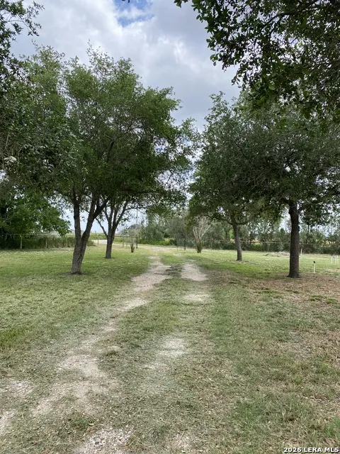 2894 County Road 510 Skidmore, TX 78389