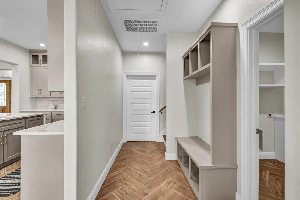 755 Sunset Trail Angleton, TX 77515