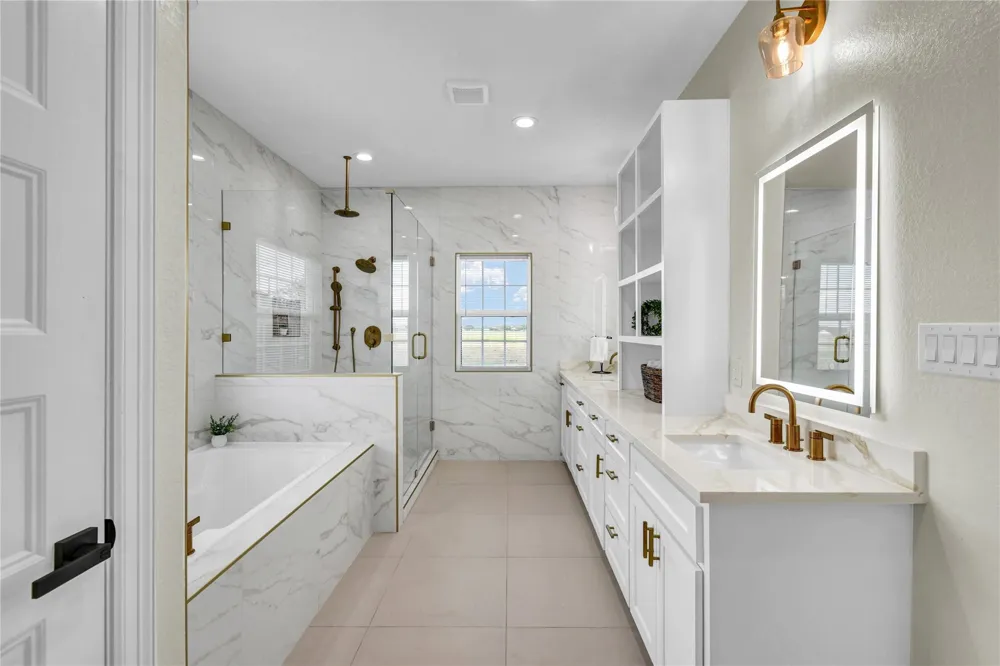 755 Sunset Trail Angleton, TX 77515