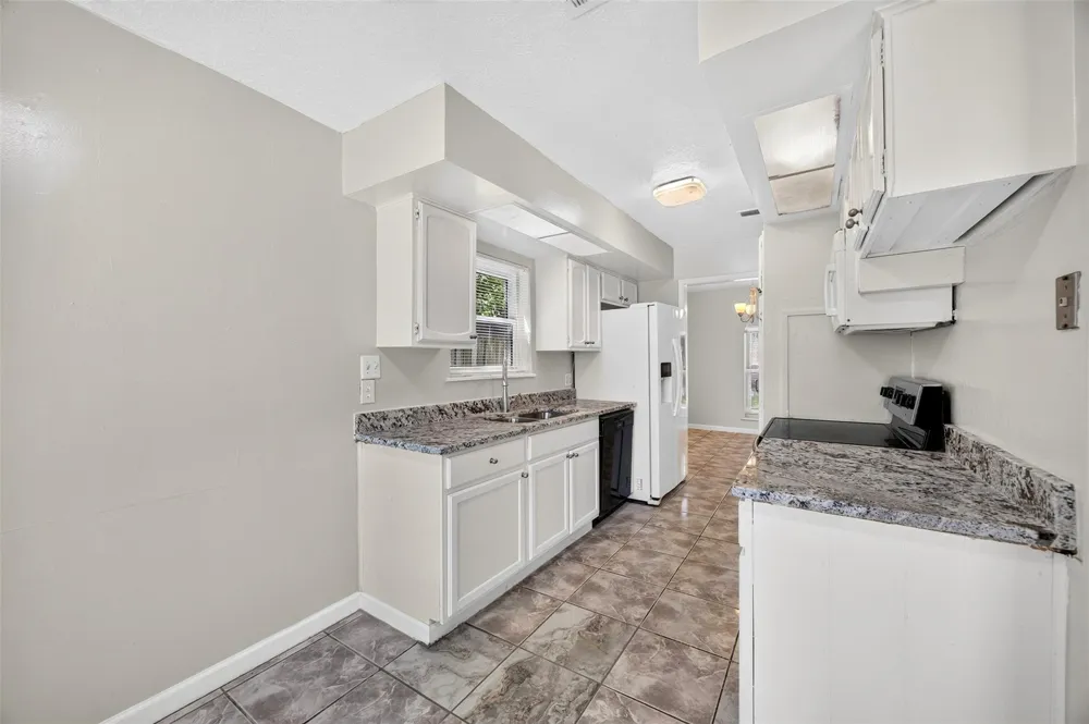 11307 Langdon Lane Houston, TX 77072
