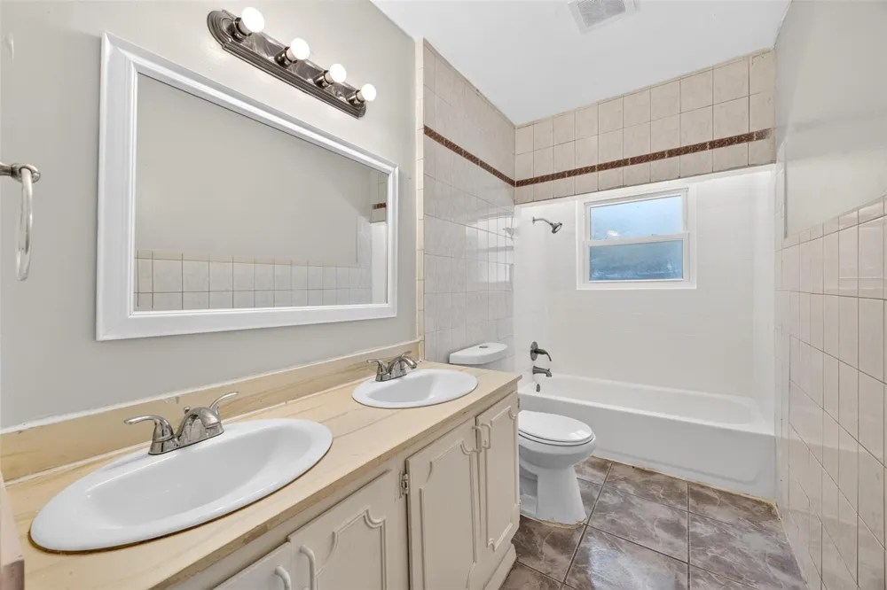 11307 Langdon Lane Houston, TX 77072