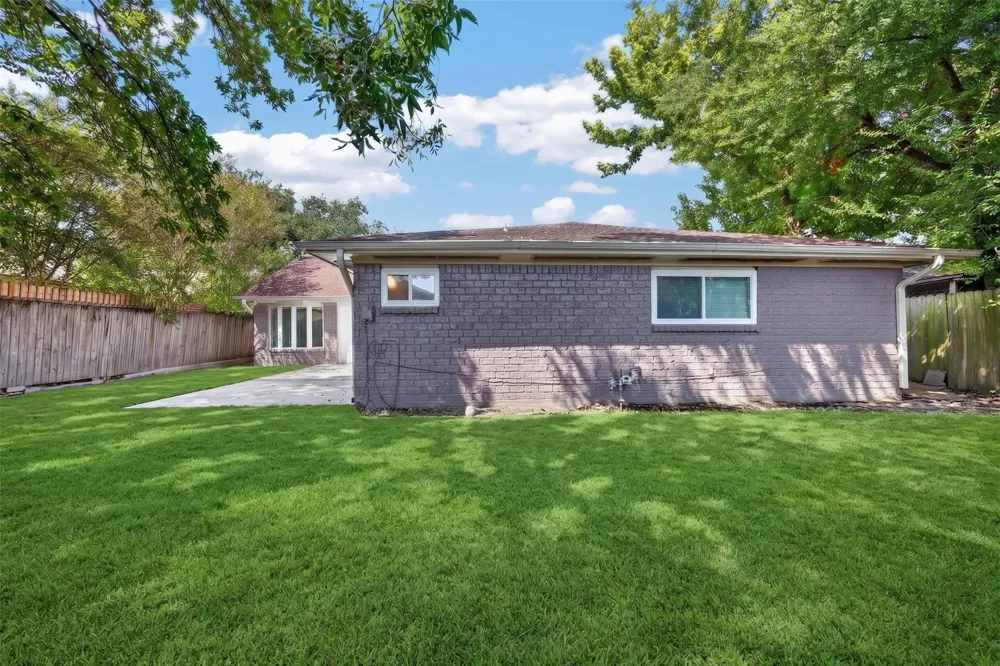 11307 Langdon Lane Houston, TX 77072