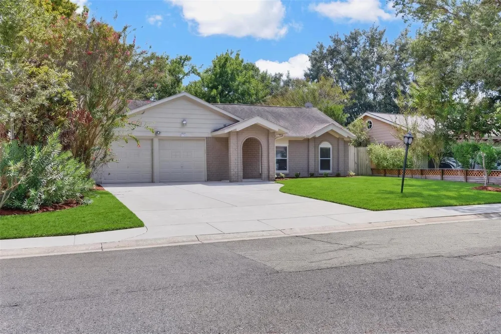 11307 Langdon Lane Houston, TX 77072