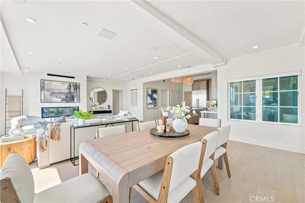 1373 Coast Highway Laguna Beach, CA 92651