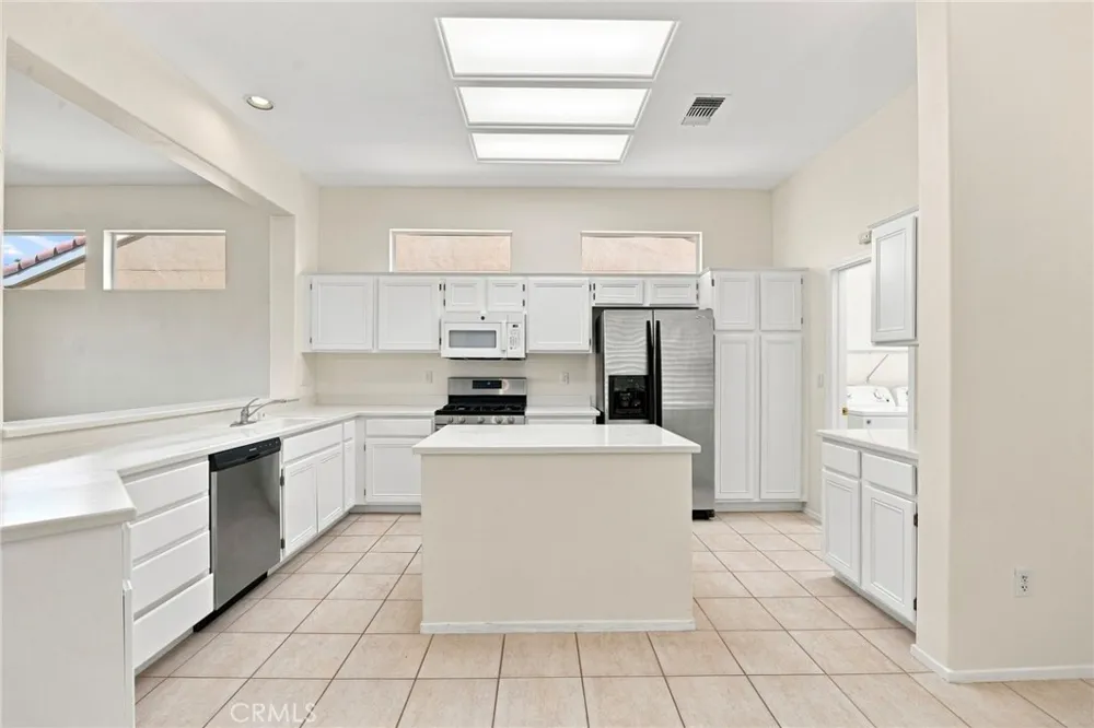 37261 Mojave Sage Palm Desert, CA 92211