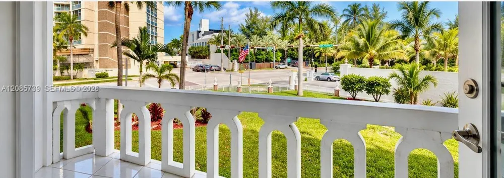 3199 S Ocean Dr #203 Hallandale Beach, FL 33009