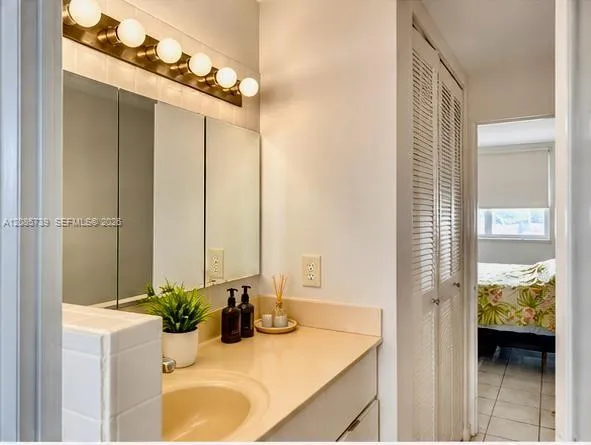 3199 S Ocean Dr #203 Hallandale Beach, FL 33009