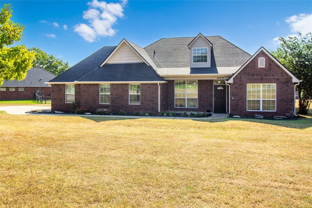 18818 E 80th Street Owasso, OK 74055