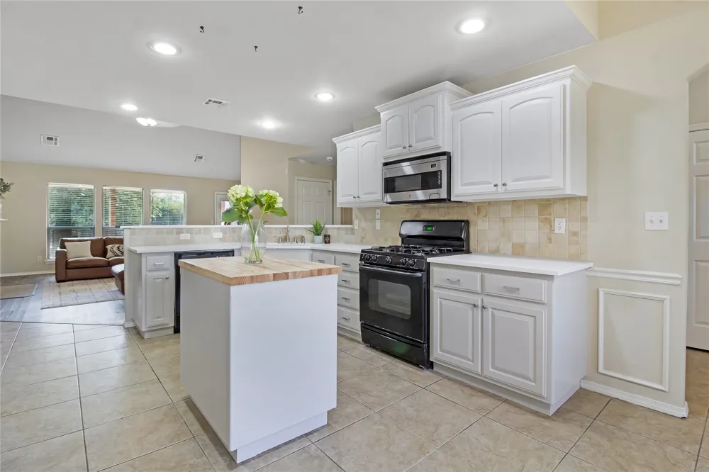 18818 E 80th Street Owasso, OK 74055