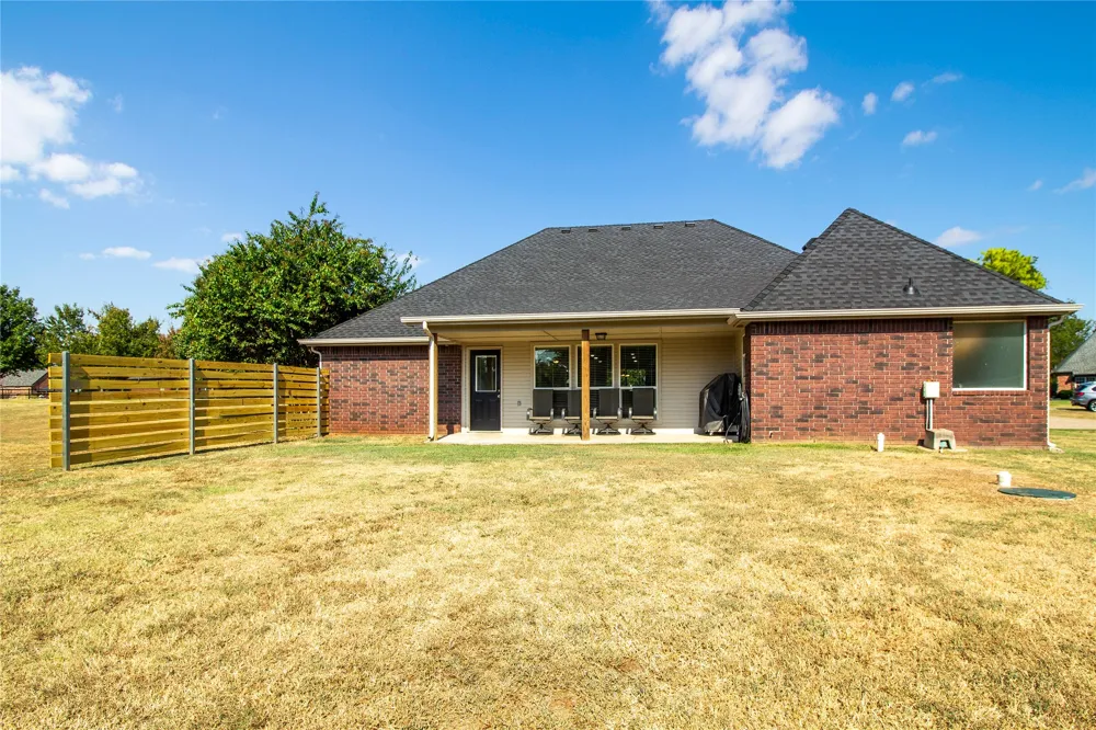18818 E 80th Street Owasso, OK 74055