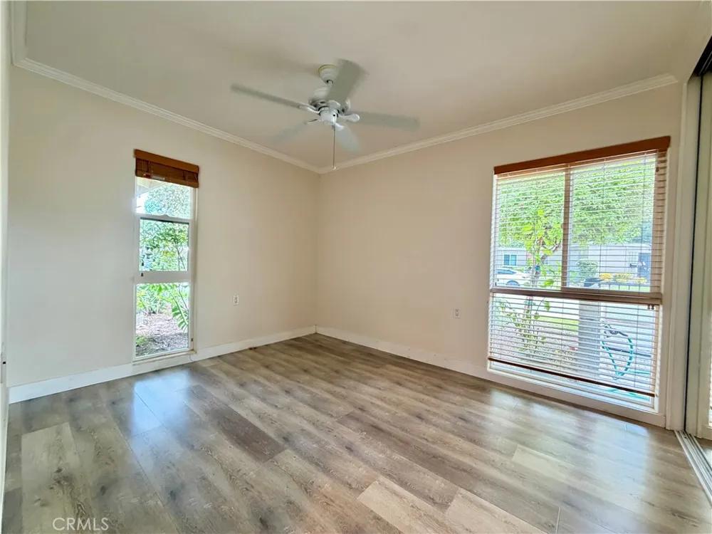98 Via Estra #C Laguna Woods, CA 92637