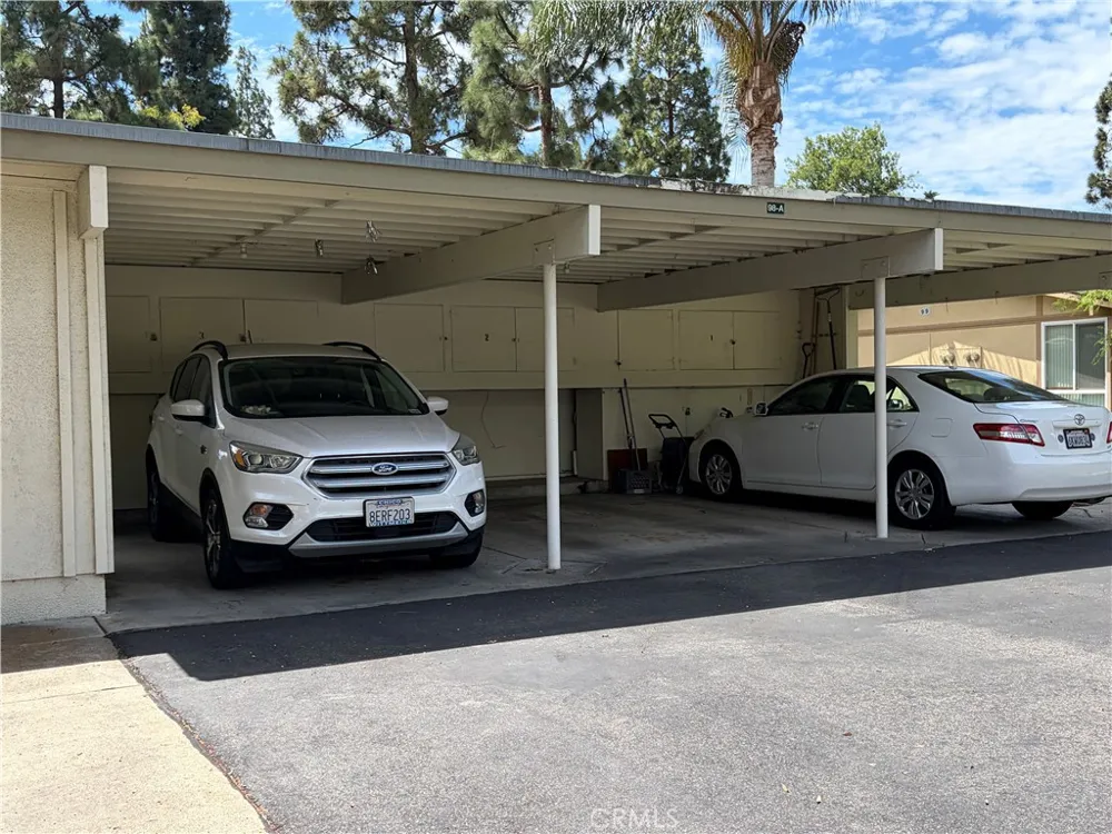 98 Via Estra #C Laguna Woods, CA 92637