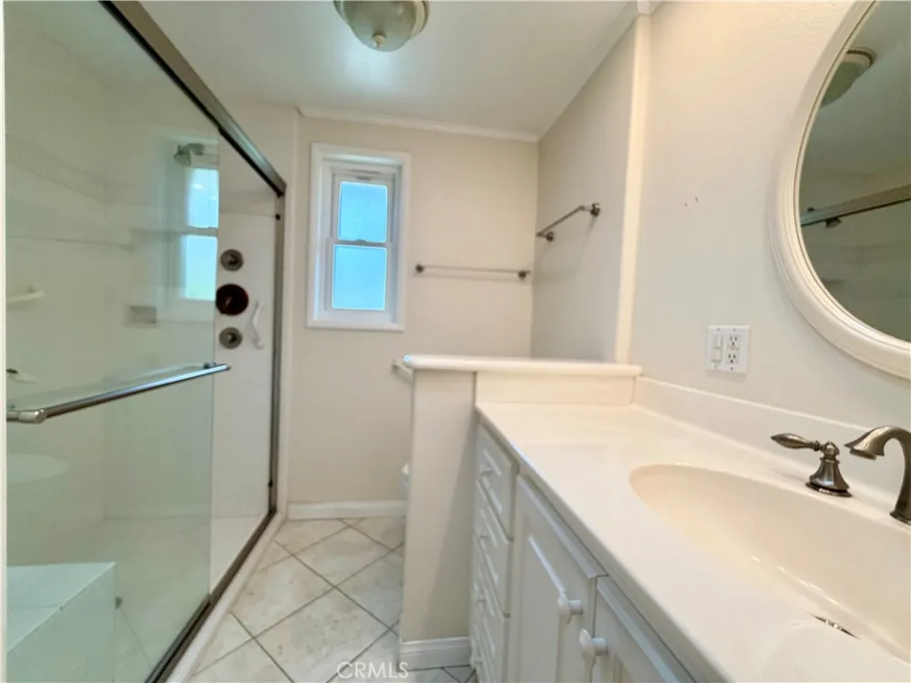 98 Via Estra #C Laguna Woods, CA 92637