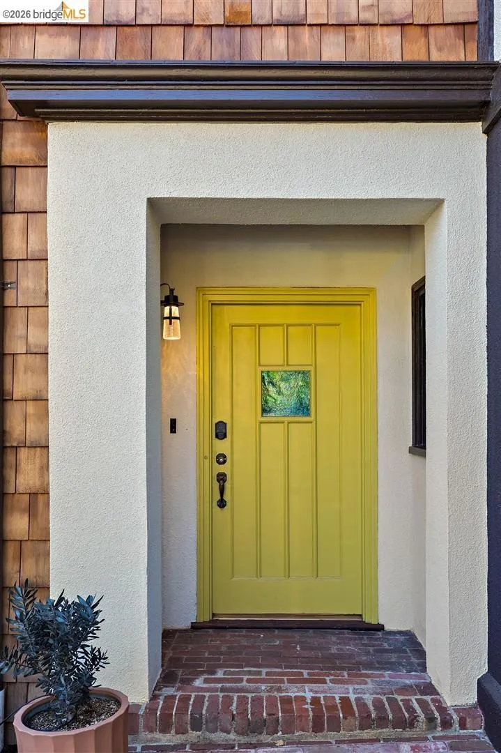 1514 La Loma Ave Berkeley, CA 94708