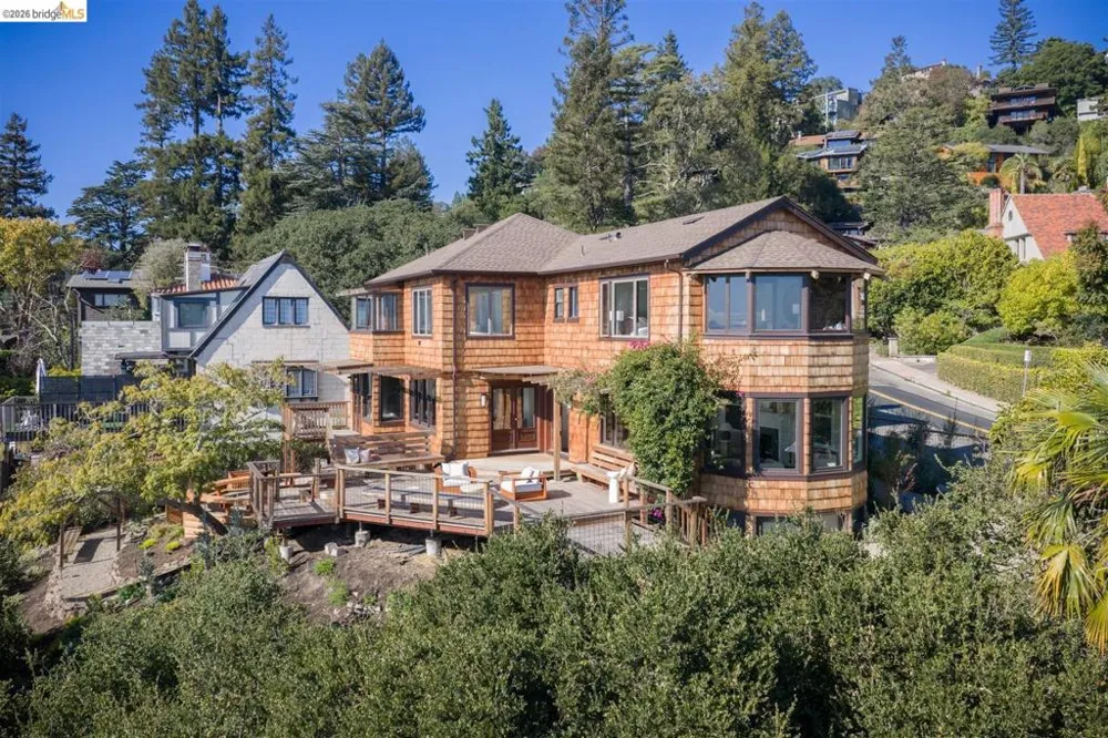 1514 La Loma Ave Berkeley, CA 94708