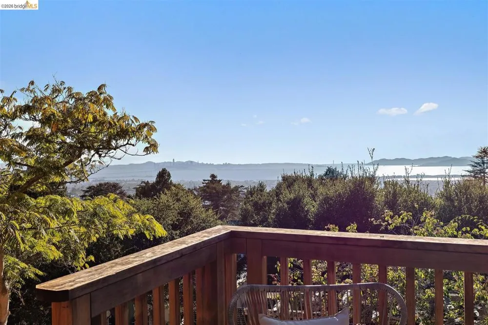 1514 La Loma Ave Berkeley, CA 94708