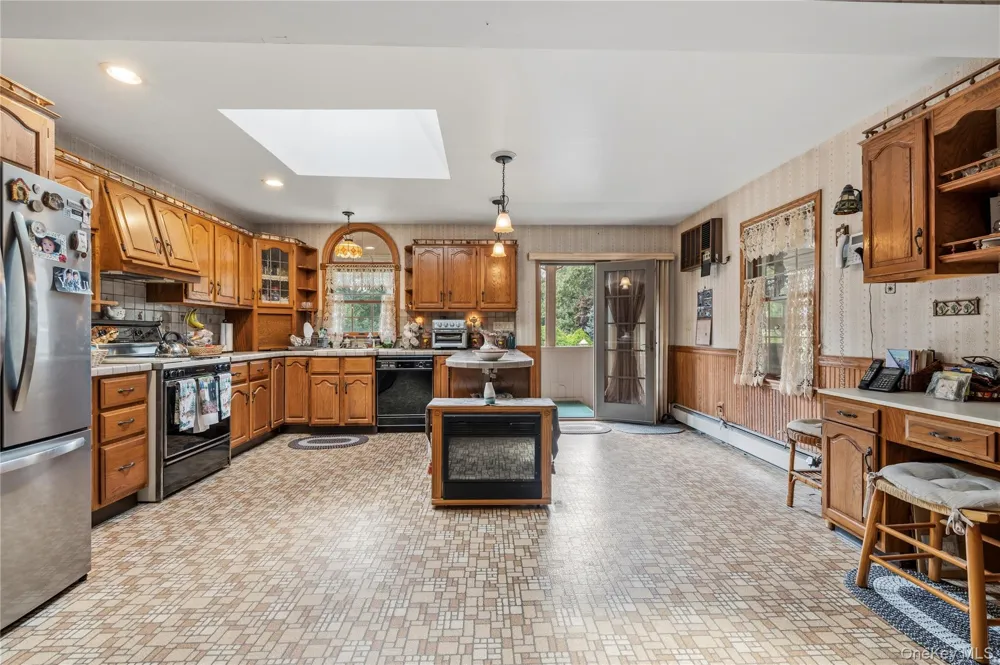 2473 New York Avenue Melville, NY 11747