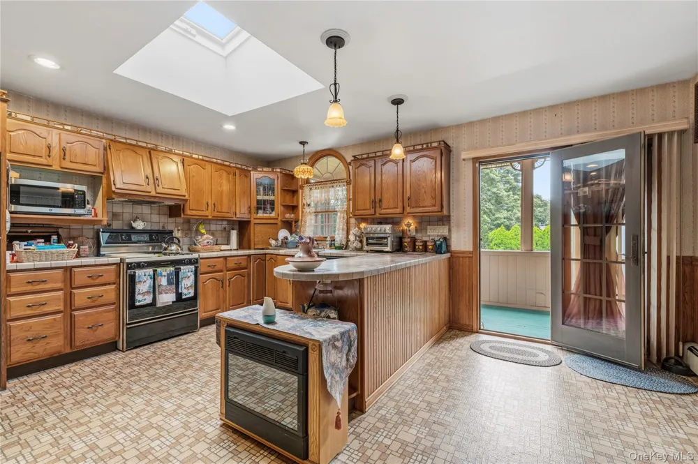 2473 New York Avenue Melville, NY 11747