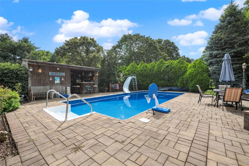 2473 New York Avenue Melville, NY 11747